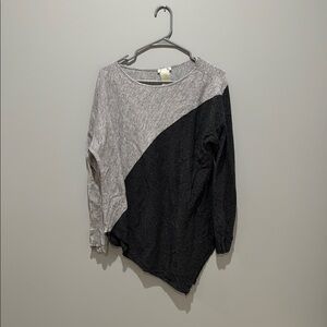Two-Tone Gray and Black Women's Top